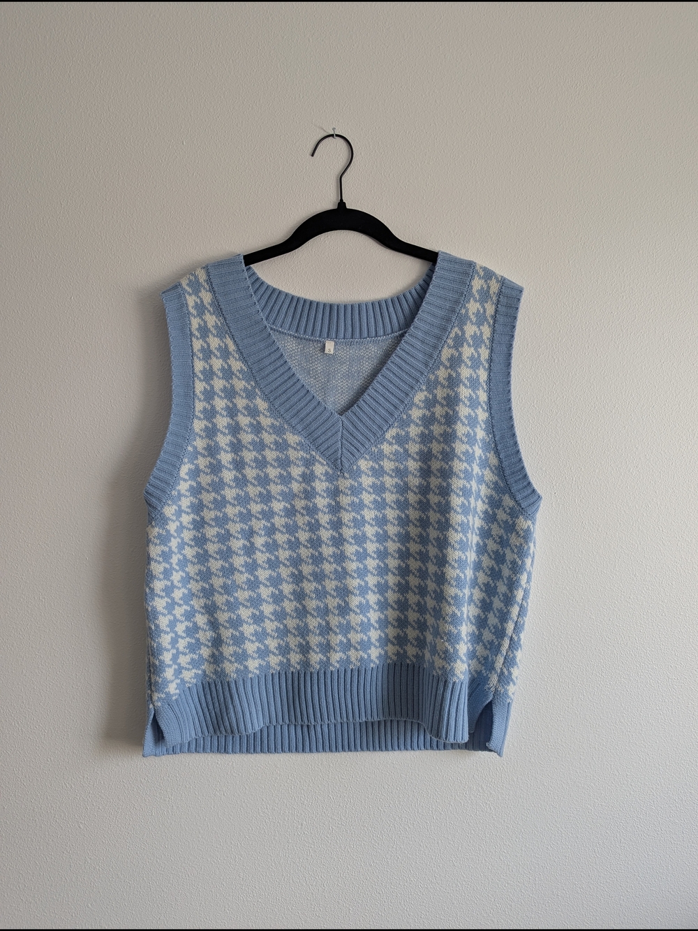 Oversized Light Sky Blue & Cream V-Neck Houndstooth Sweater Vest
